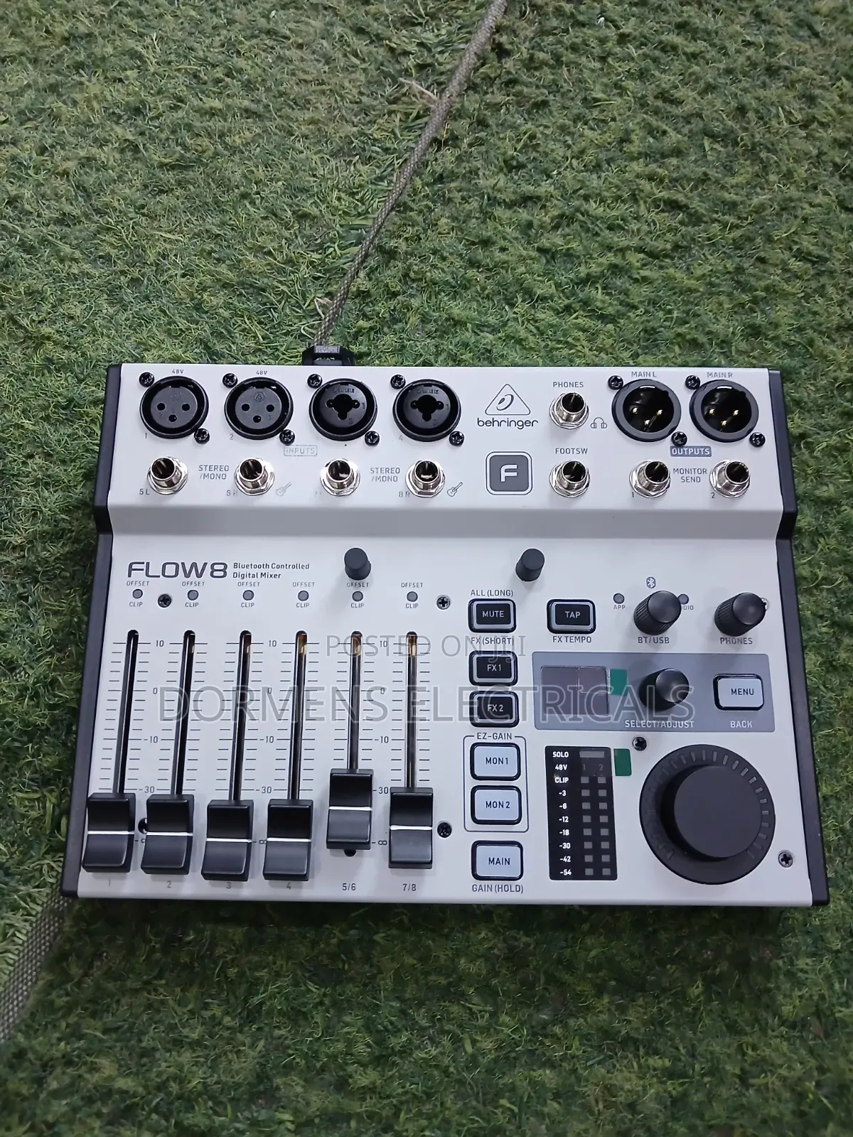 Behringer Flow-8 Digital USB Mixer 8 Input With Bluetooth