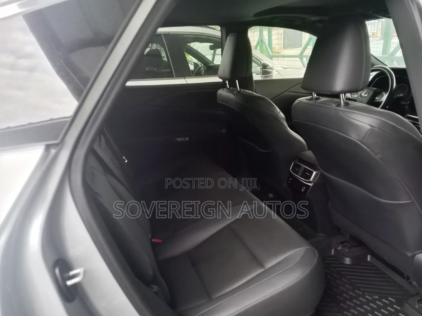 Lexus RX 2024 Silver