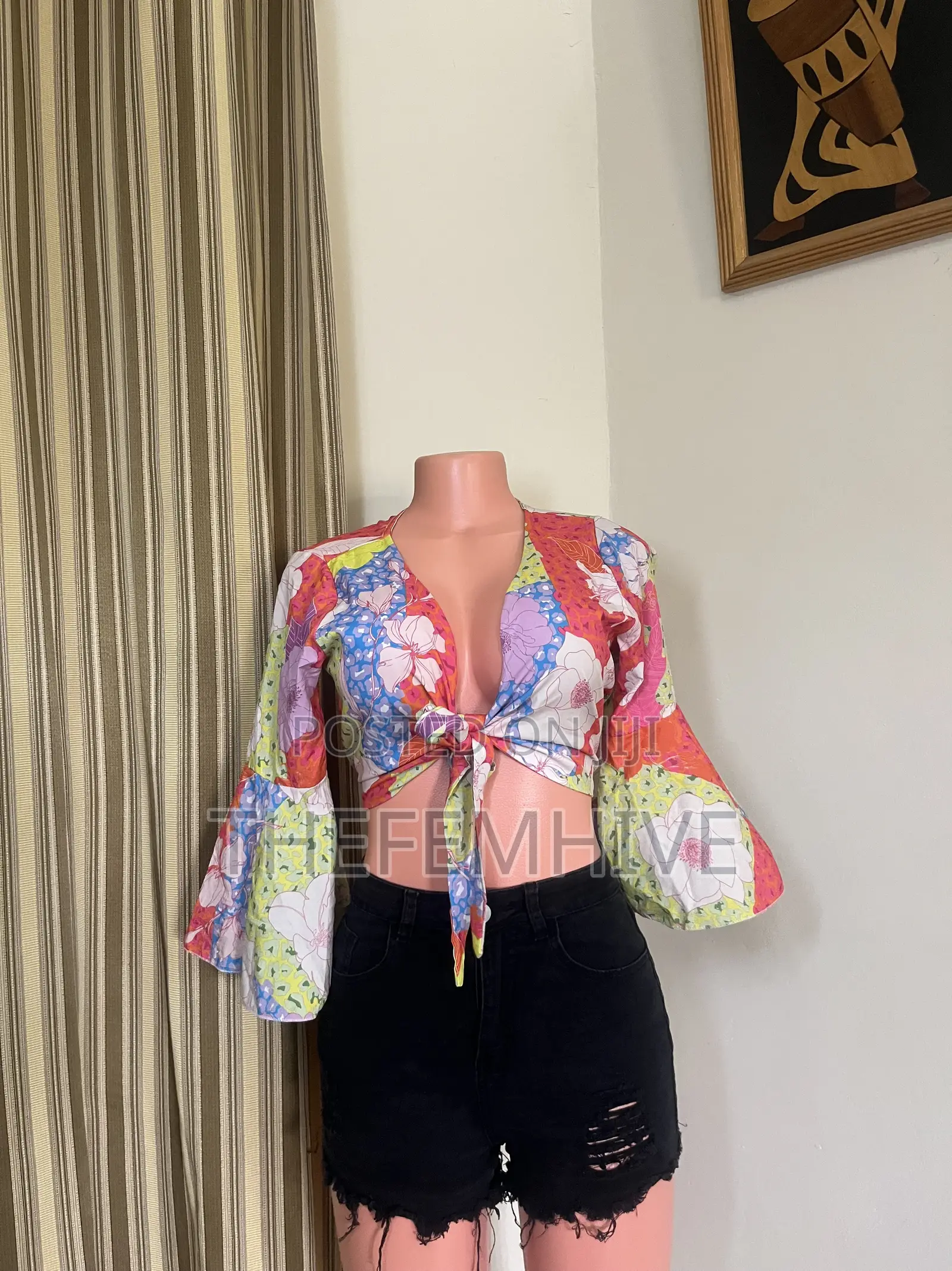 Floral Printed Tie Front Crop Top