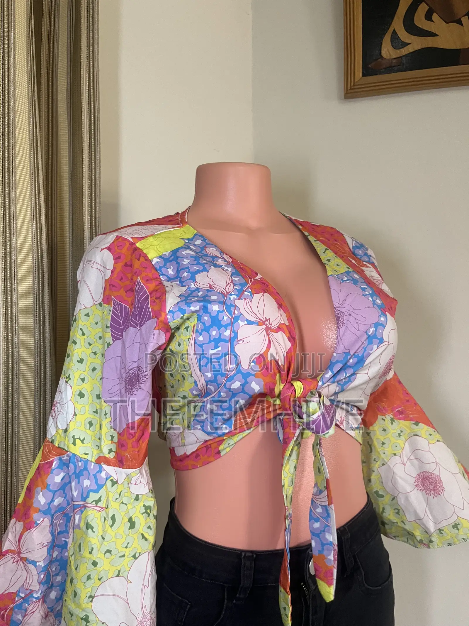 Floral Printed Tie Front Crop Top