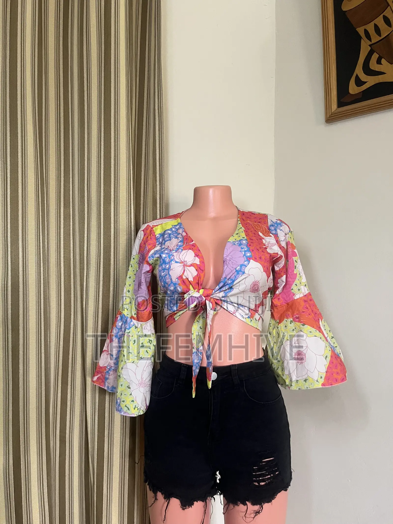 Floral Printed Tie Front Crop Top