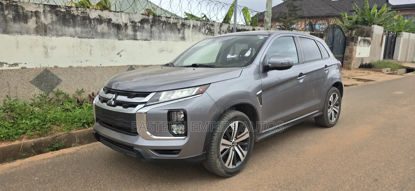 Mitsubishi Outlander Sport SE 2021 Gray