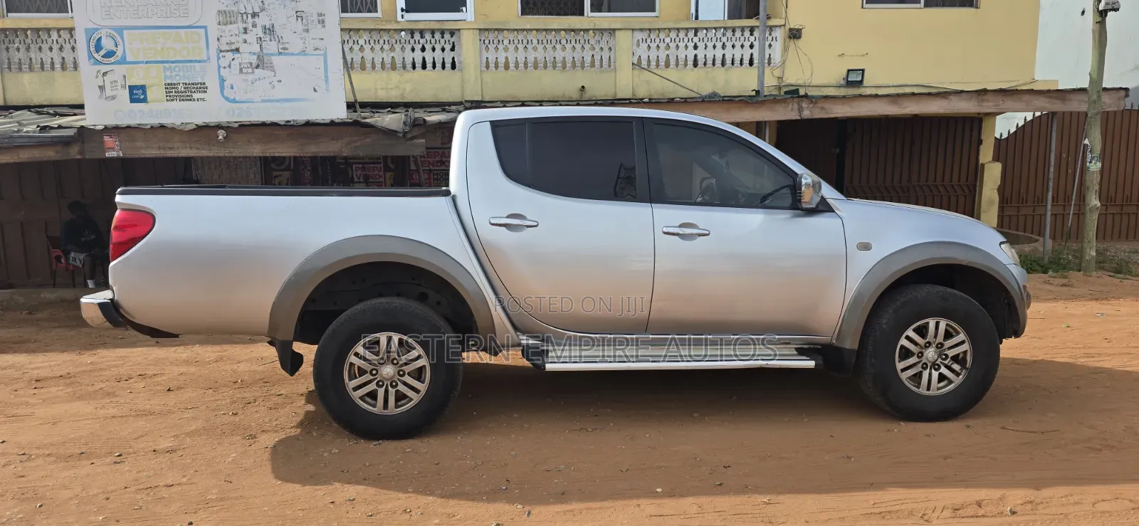 Mitsubishi L200 Double Cab 2.5 136hp 4WD 2012 Gray