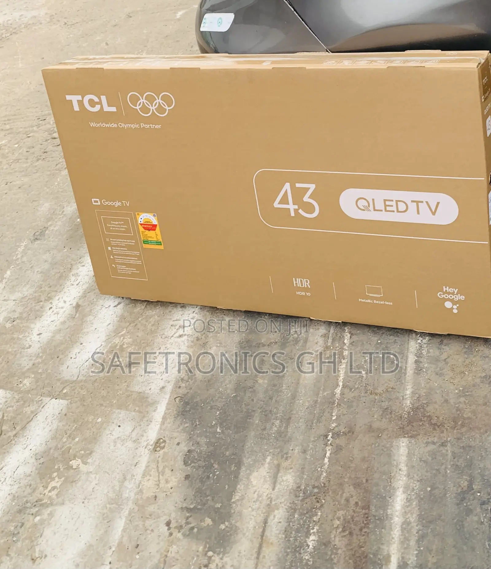Energy and Cost Saving 43 Inch TCL Qled Smart TV