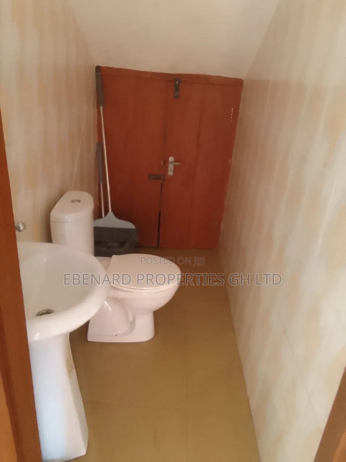 2bdrm House in Ebenard Properties, Baatsona Total for rent