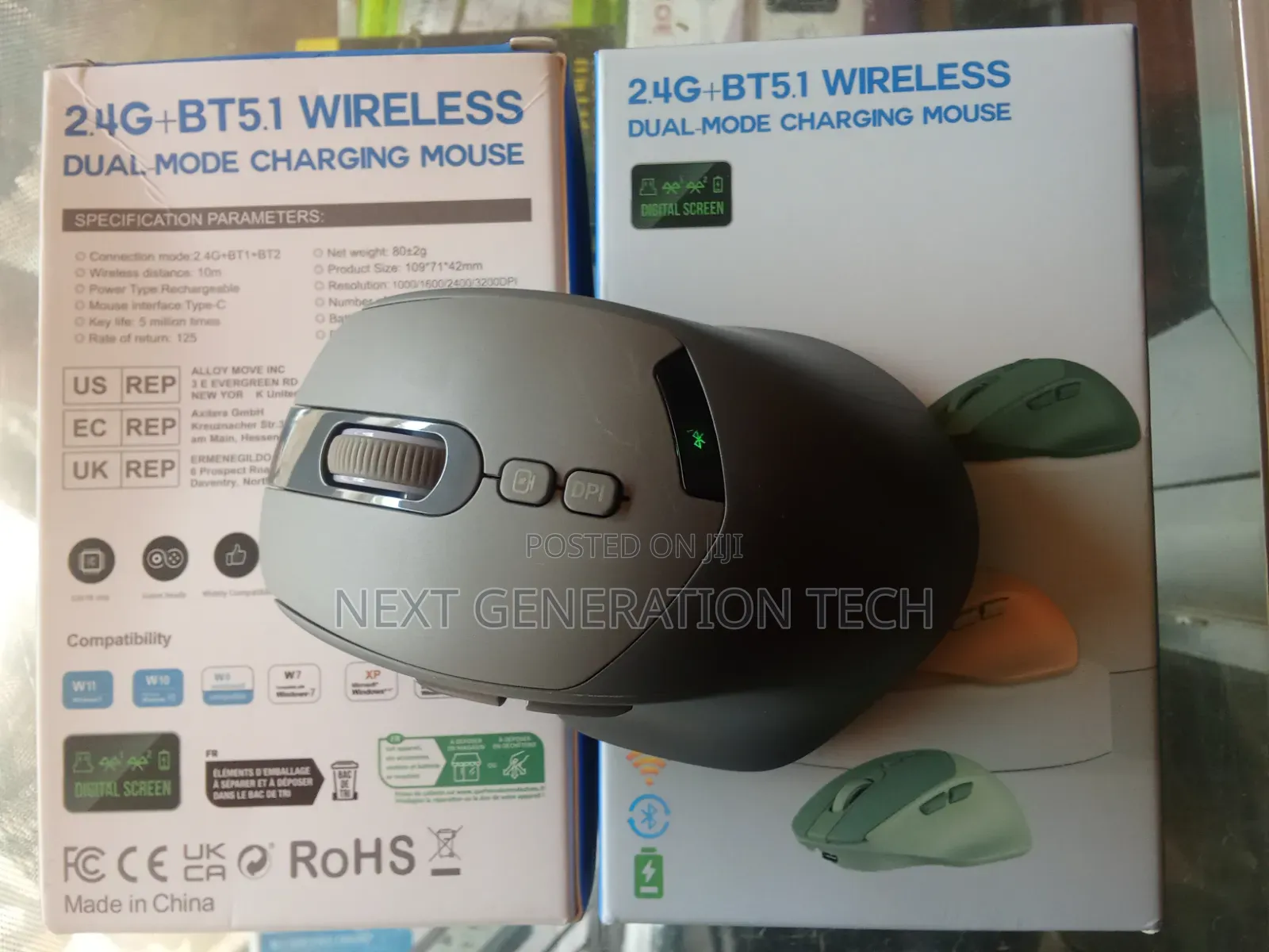 Rechargeable Wireless Mouse With Bluetooth N a Digital Display