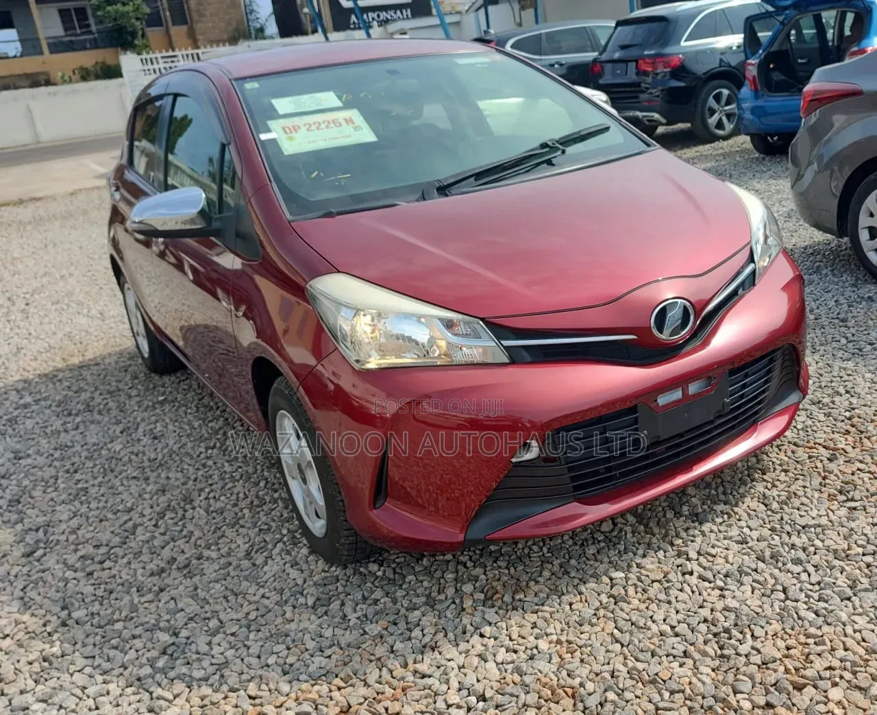 Toyota Vitz 1.3 FWD 5dr 2015 Red