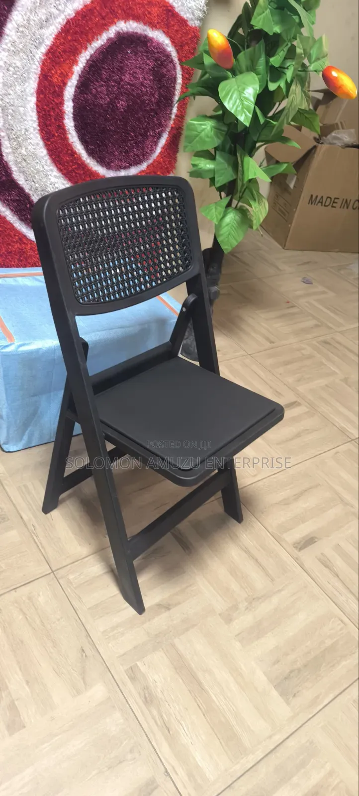 Dotted Gladiator Chair