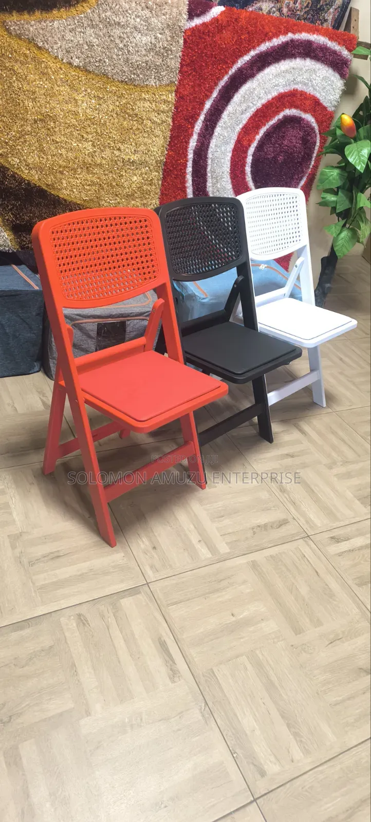 Dotted Gladiator Chair