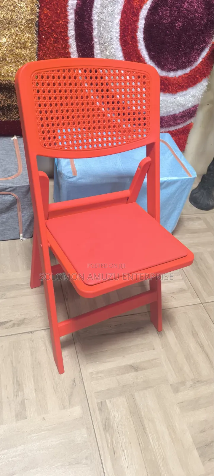 Dotted Gladiator Chair