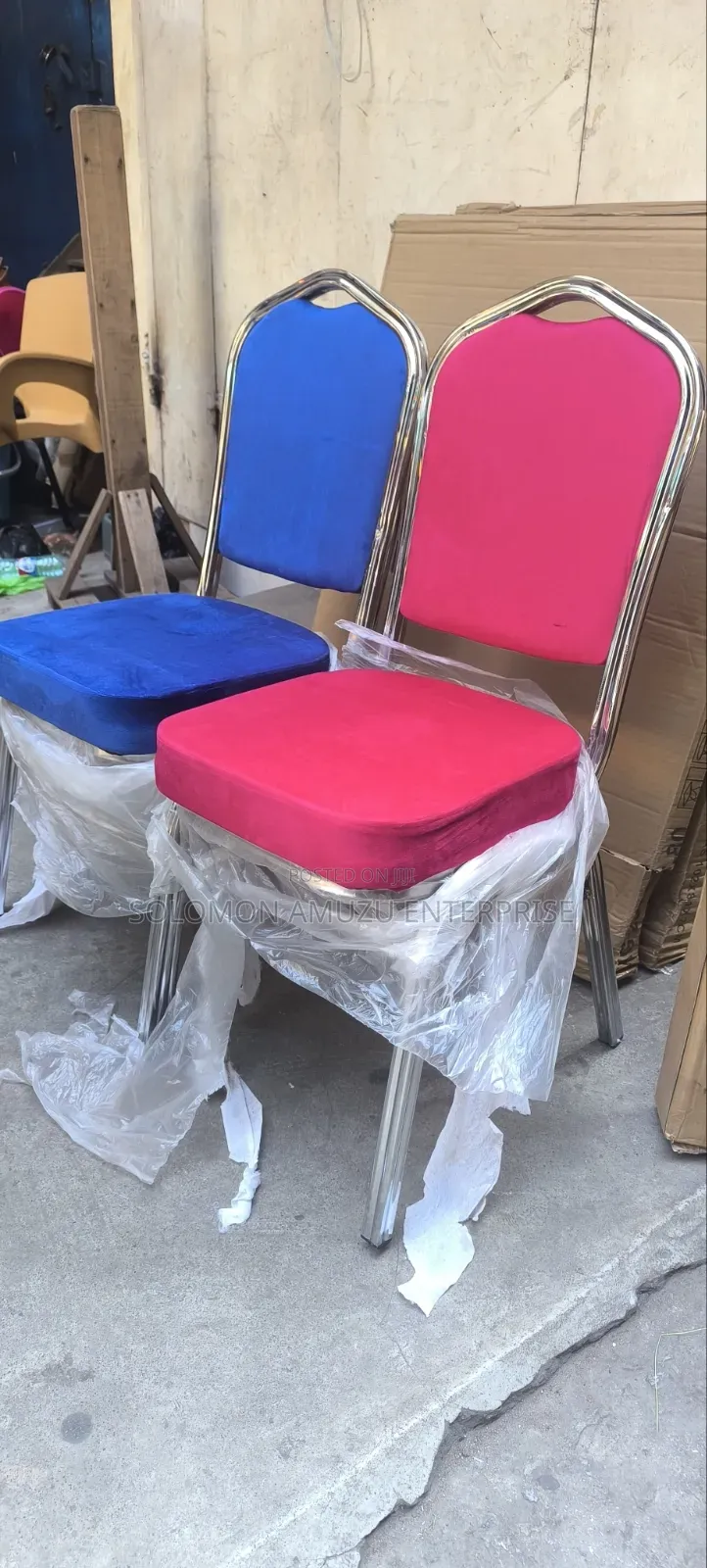 Conference Chair Thick