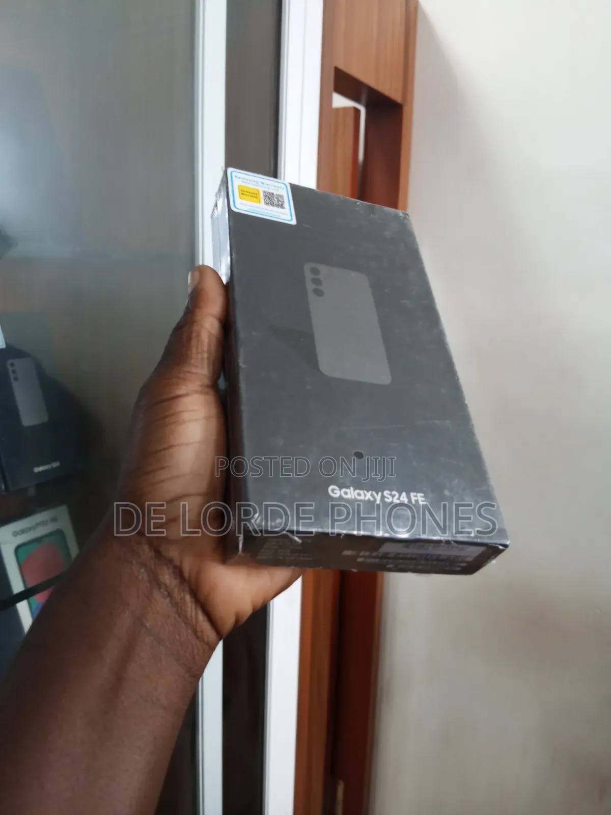 New Samsung Galaxy S24 FE 128 GB Black