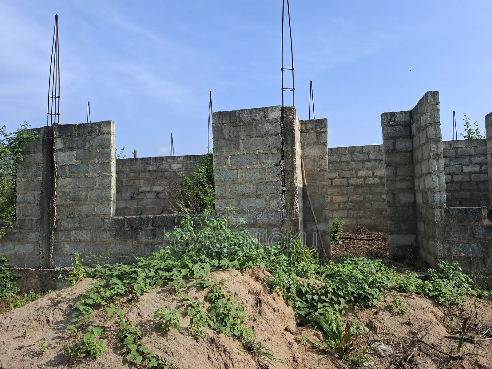 Titled Land With 3 Bedroom Uncompleted Storey for Sale in Madina