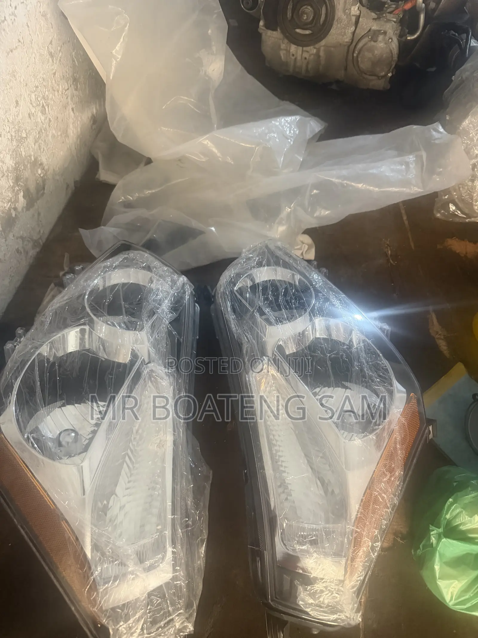 Pontiac Vibe 2009 Headlight