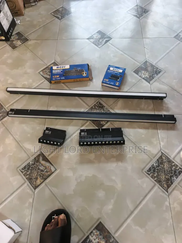 Xx//\\ 30watts Flood Led Light Magnetic Track