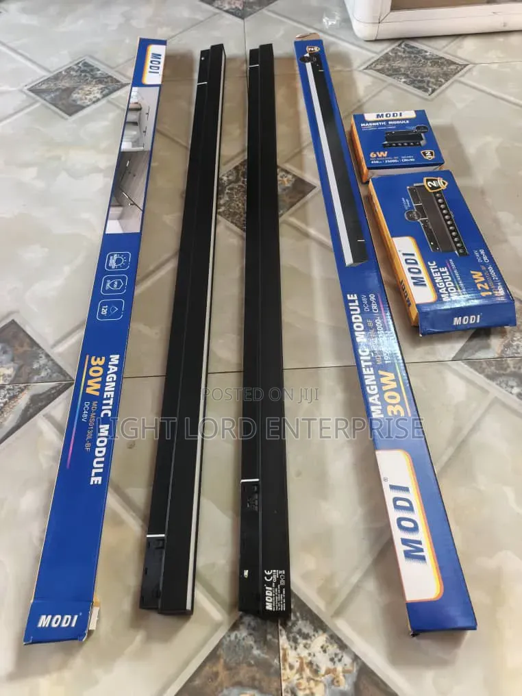 Intact High Base Led 30watts (Tri Color) Magnetic Track