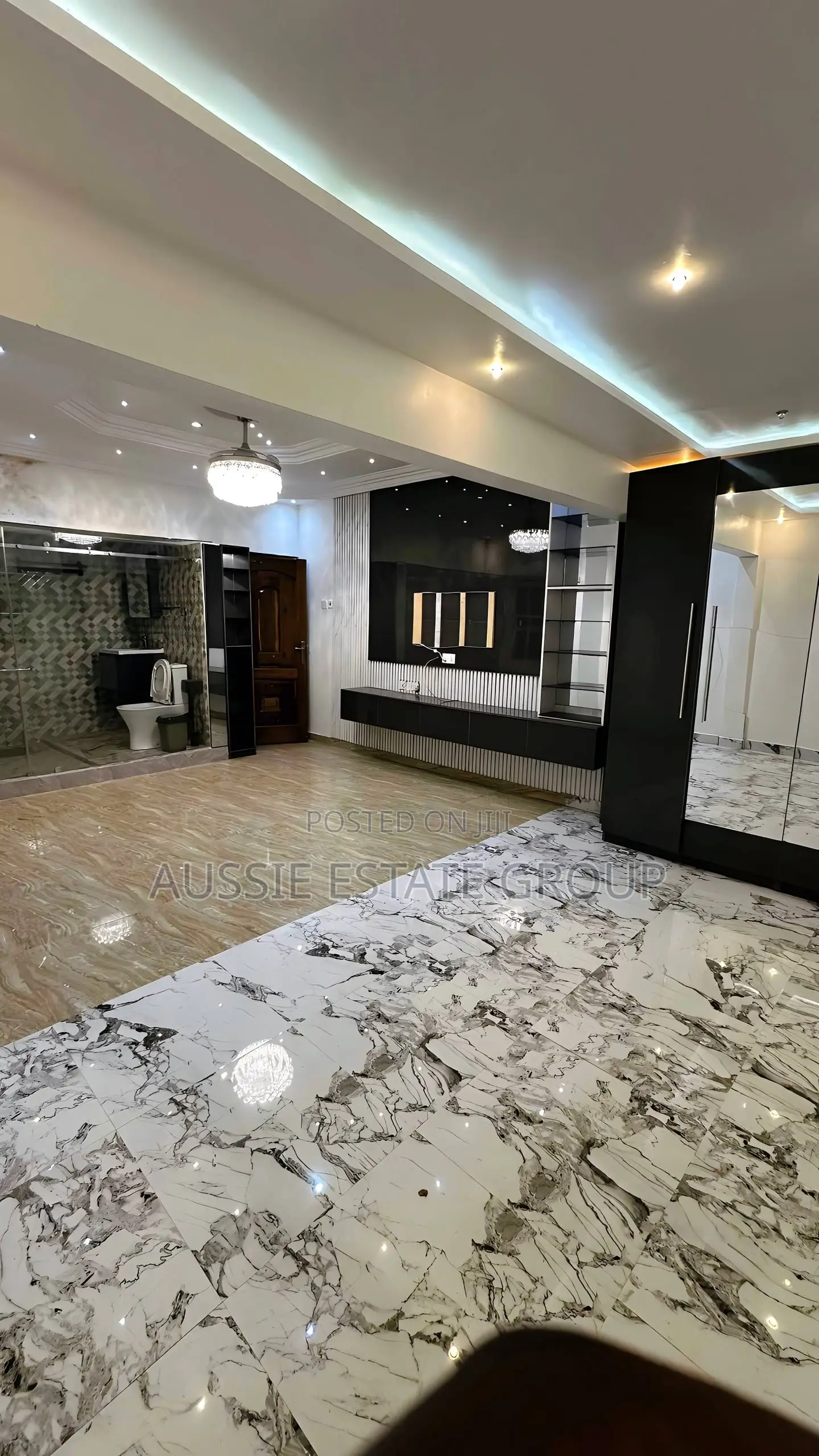 2bdrm House in Aussie Estate, Adenta for rent