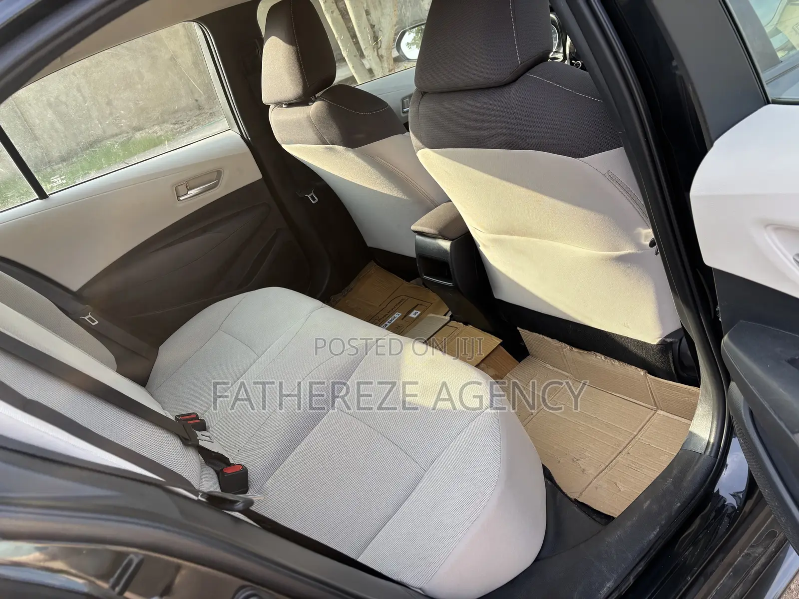 Toyota Corolla LE 2021 Black