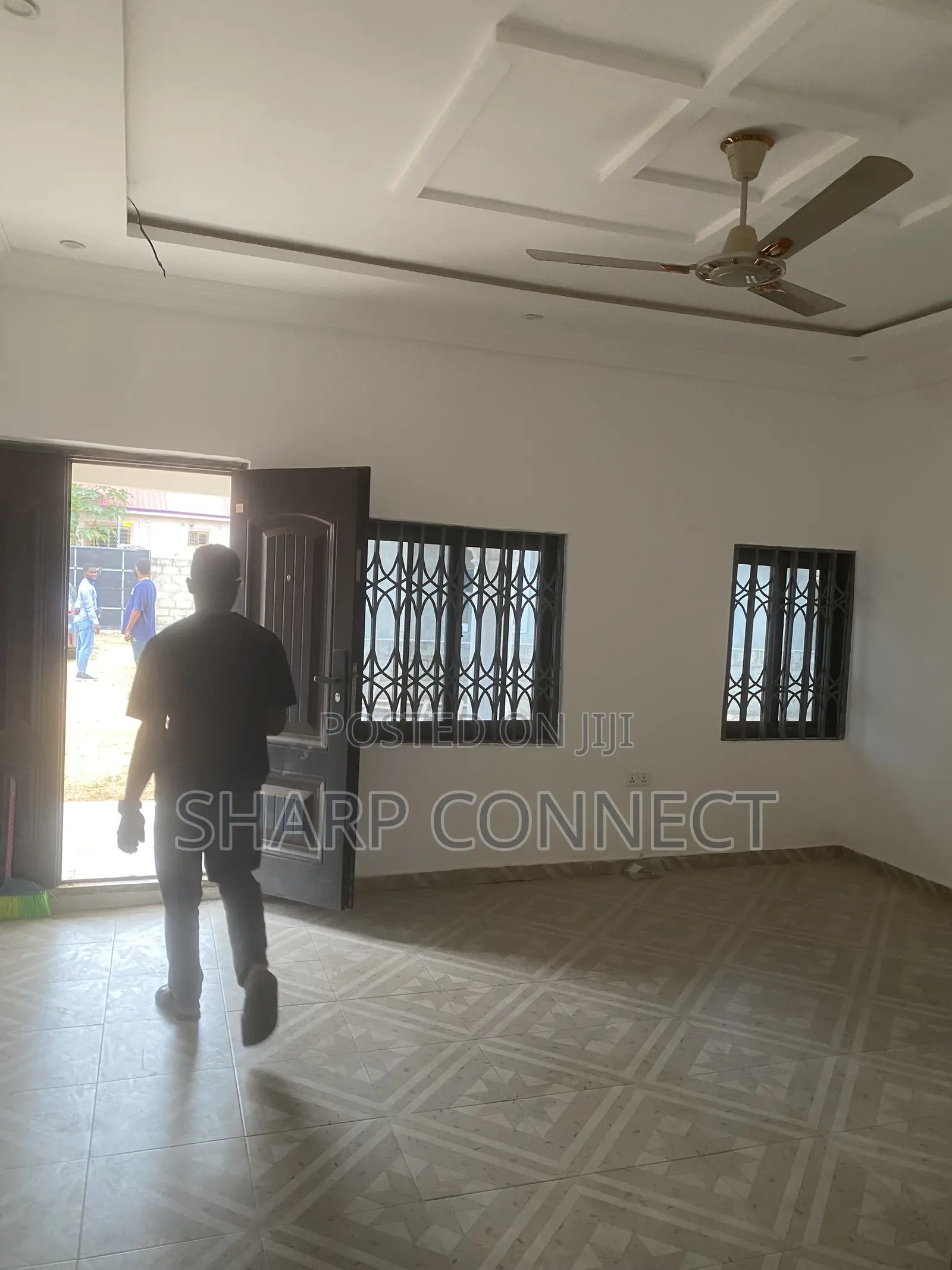 2bdrm Apartment in Sharp-Connect., Bluetop Estate for rent
