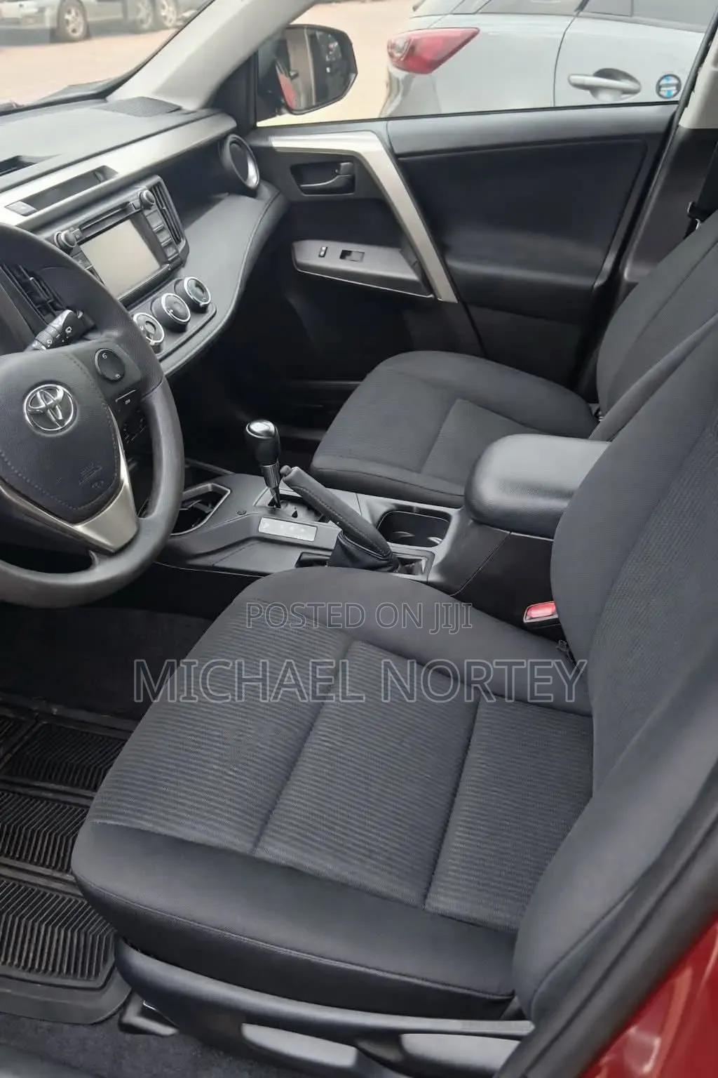Toyota RAV4 LE AWD (2.5L 4cyl 6A) 2017 Red
