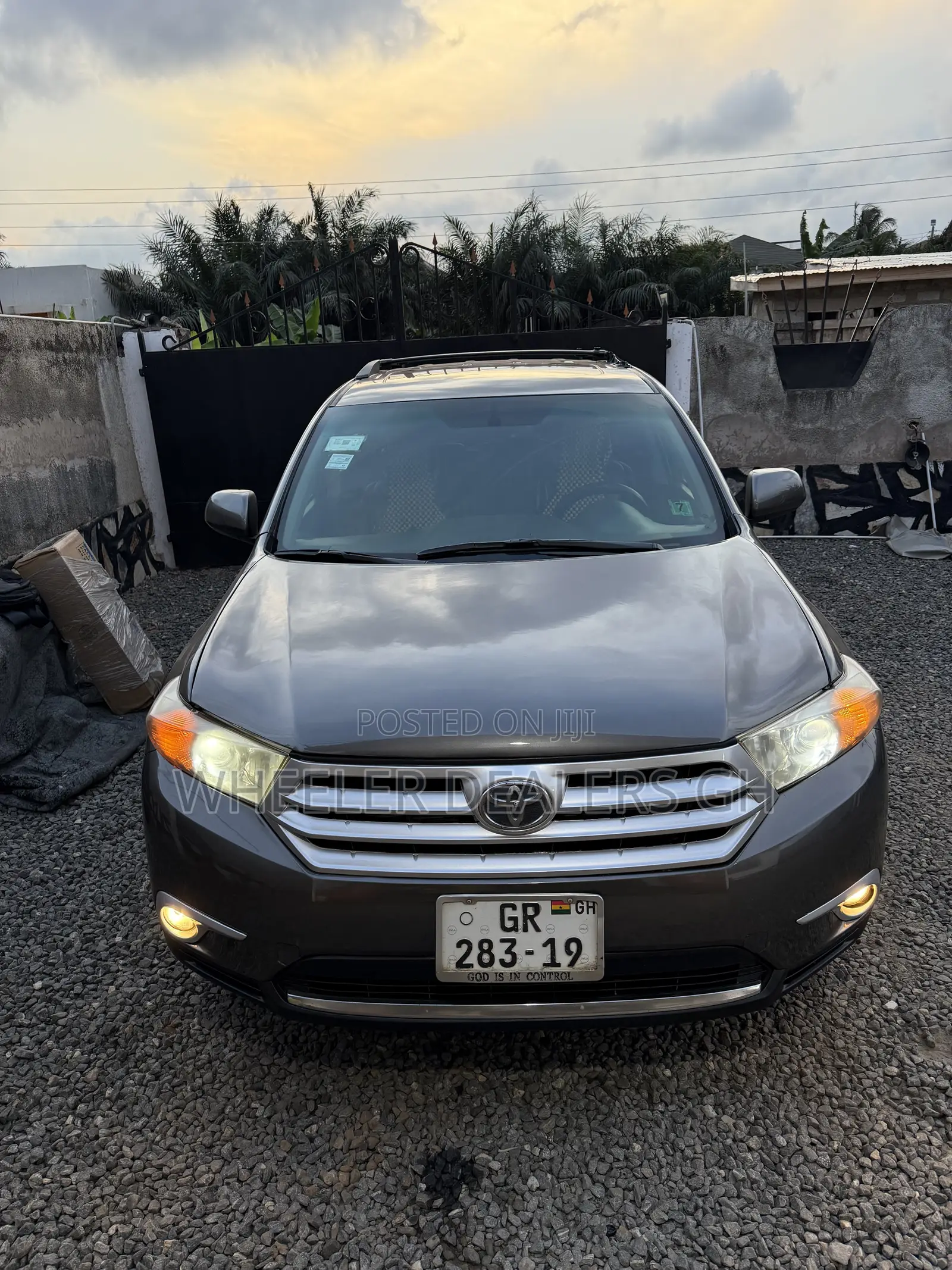 Toyota Highlander Limited 3.5l 4WD 2013 Gray
