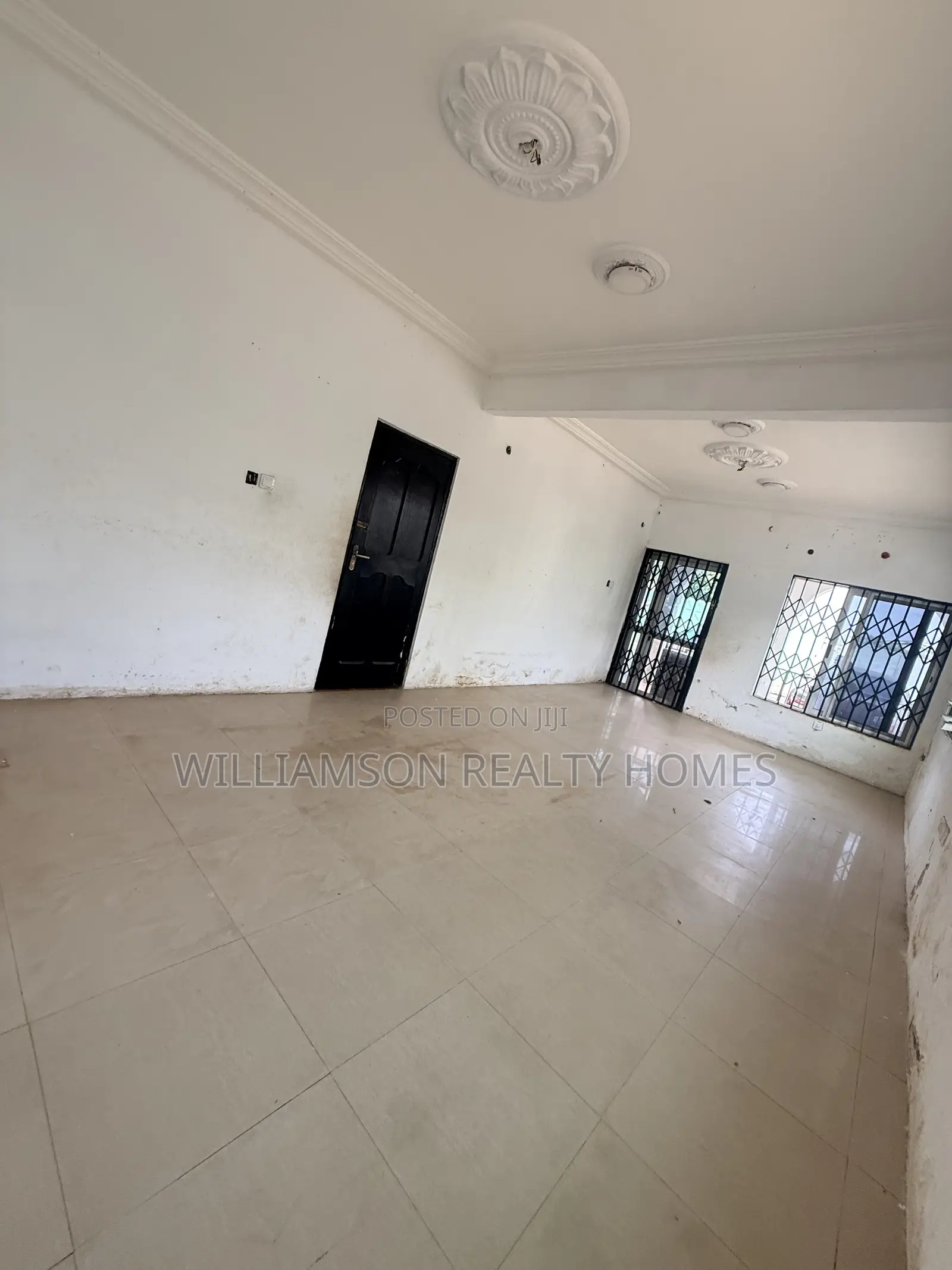 3bdrm Apartment in Community 18 Area, Spintex for rent