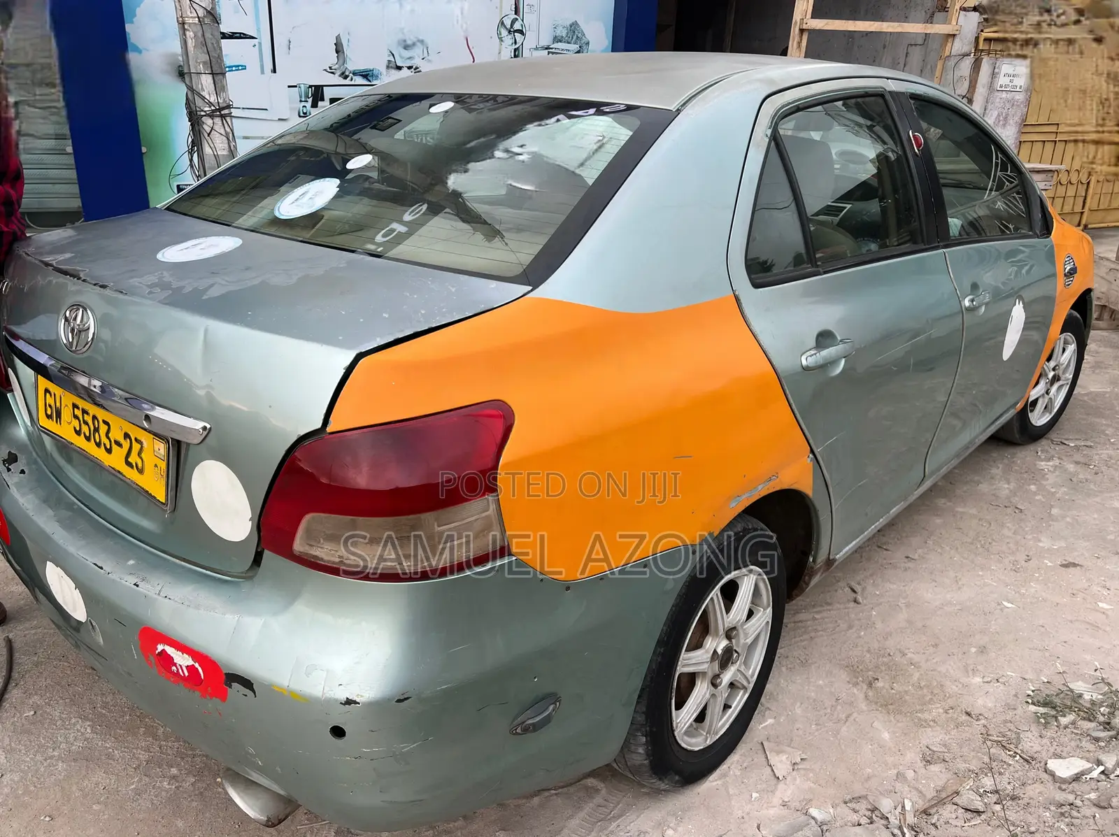 Toyota Belta 2011 Silver