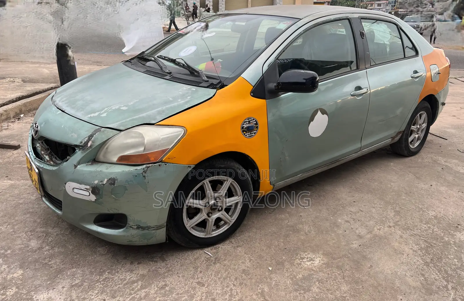 Toyota Belta 2011 Silver
