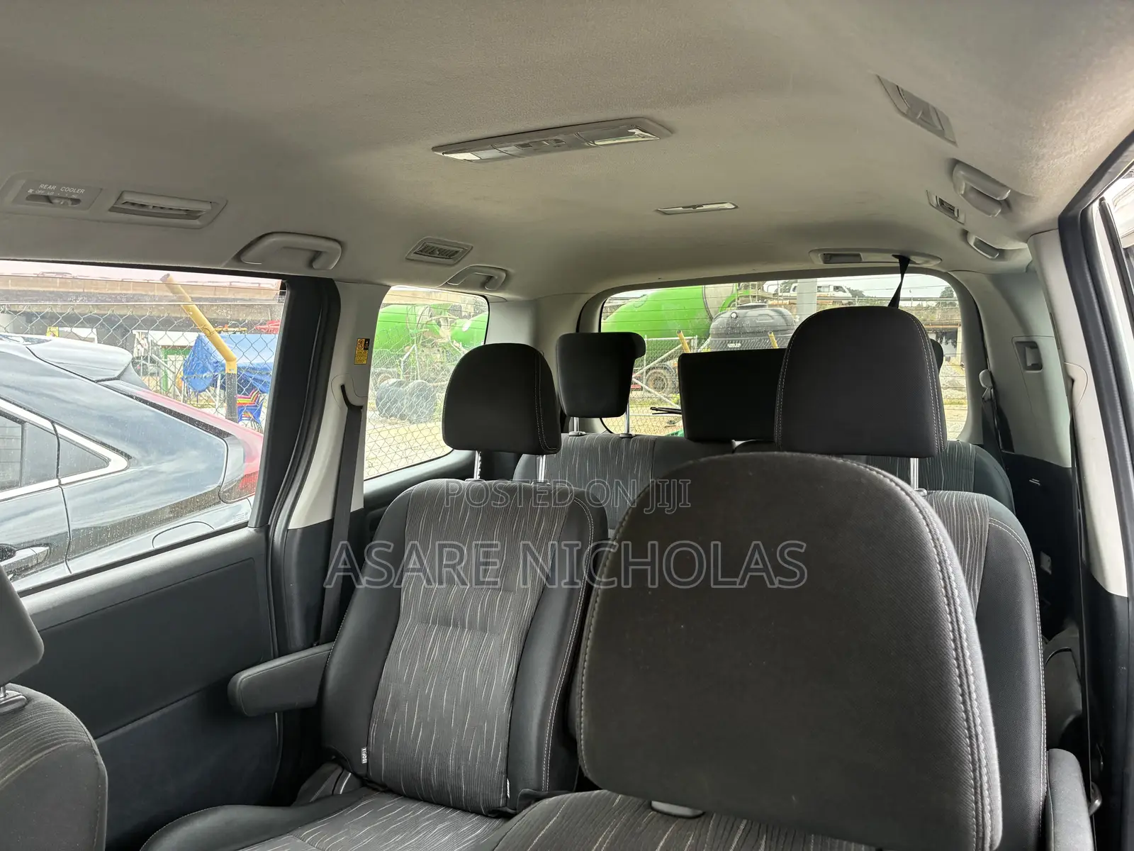 Toyota Voxy 2013 White