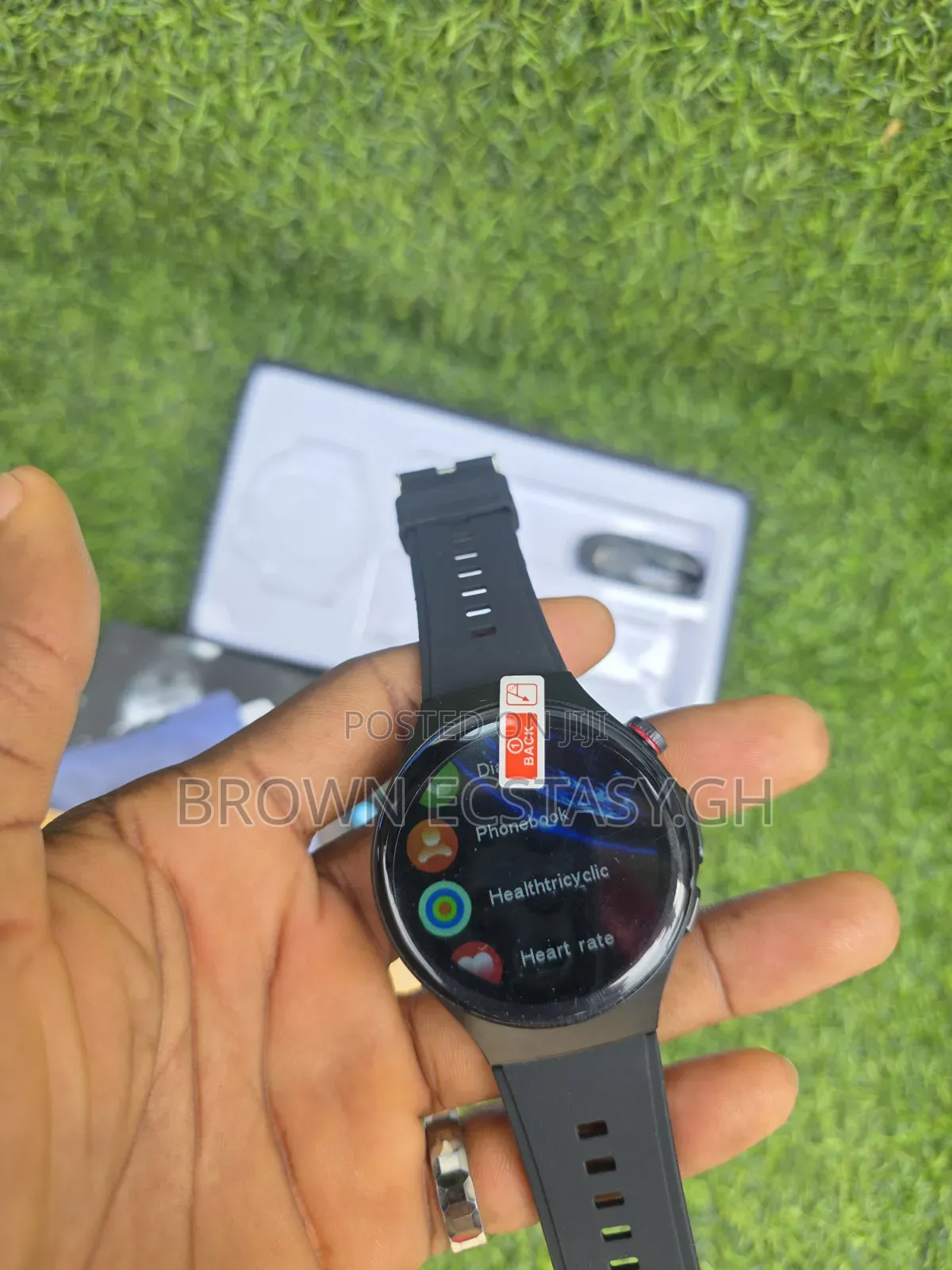 GW17 Smartwatch With Pop Up Camera and Sim Slot
