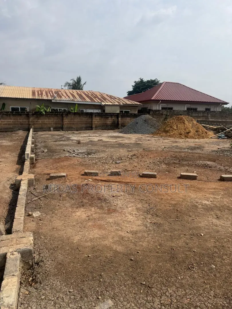 60x110ft Land for Sale at New Legon