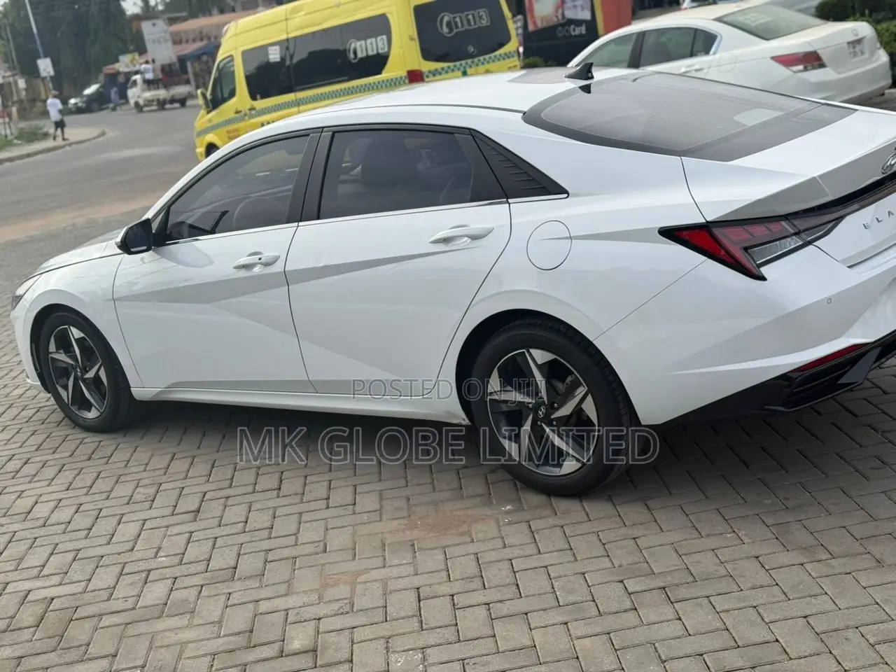 Hyundai Elantra SE 2023 White