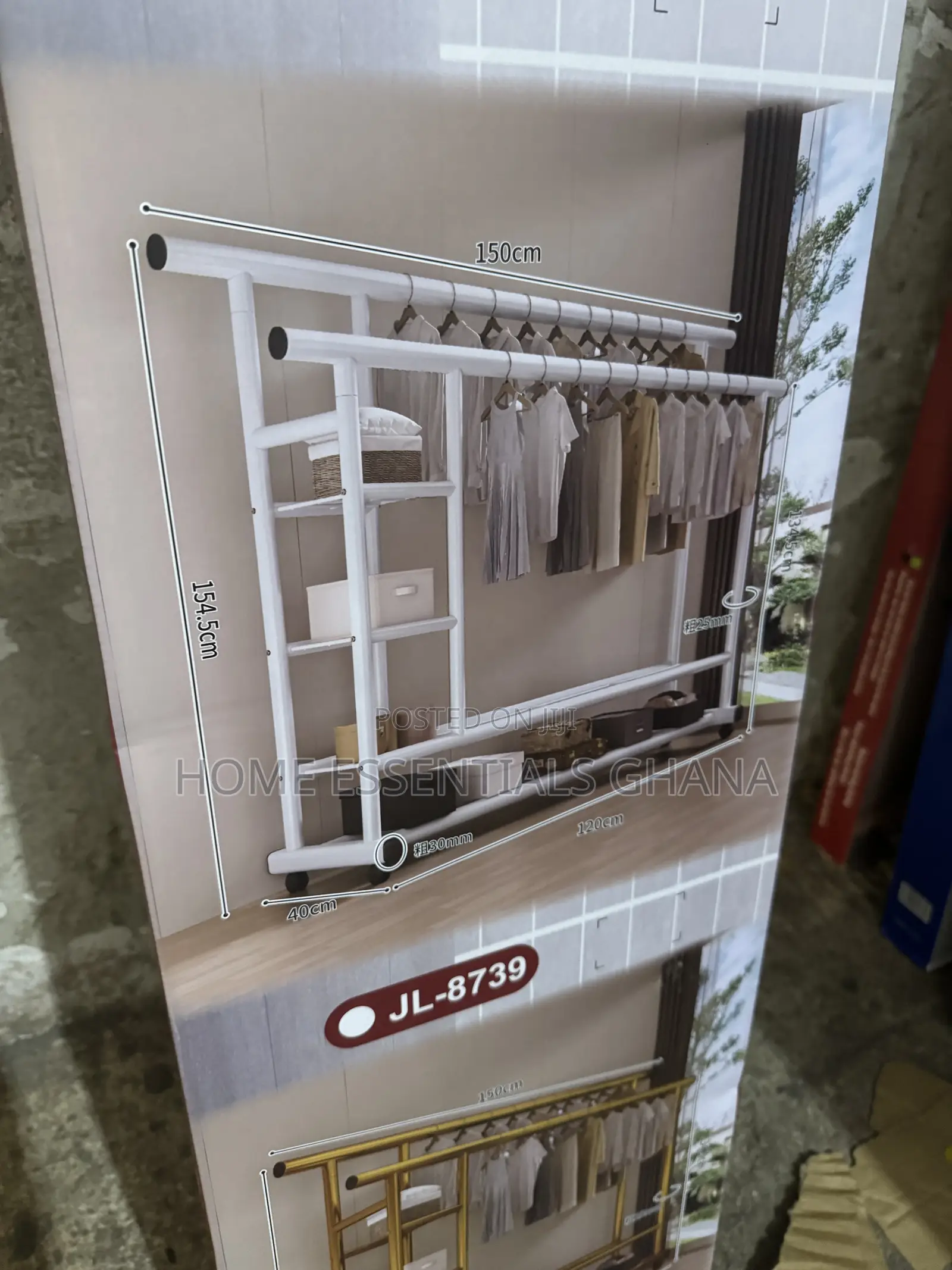 Heavy-Duty Metallic Clothes Hanger