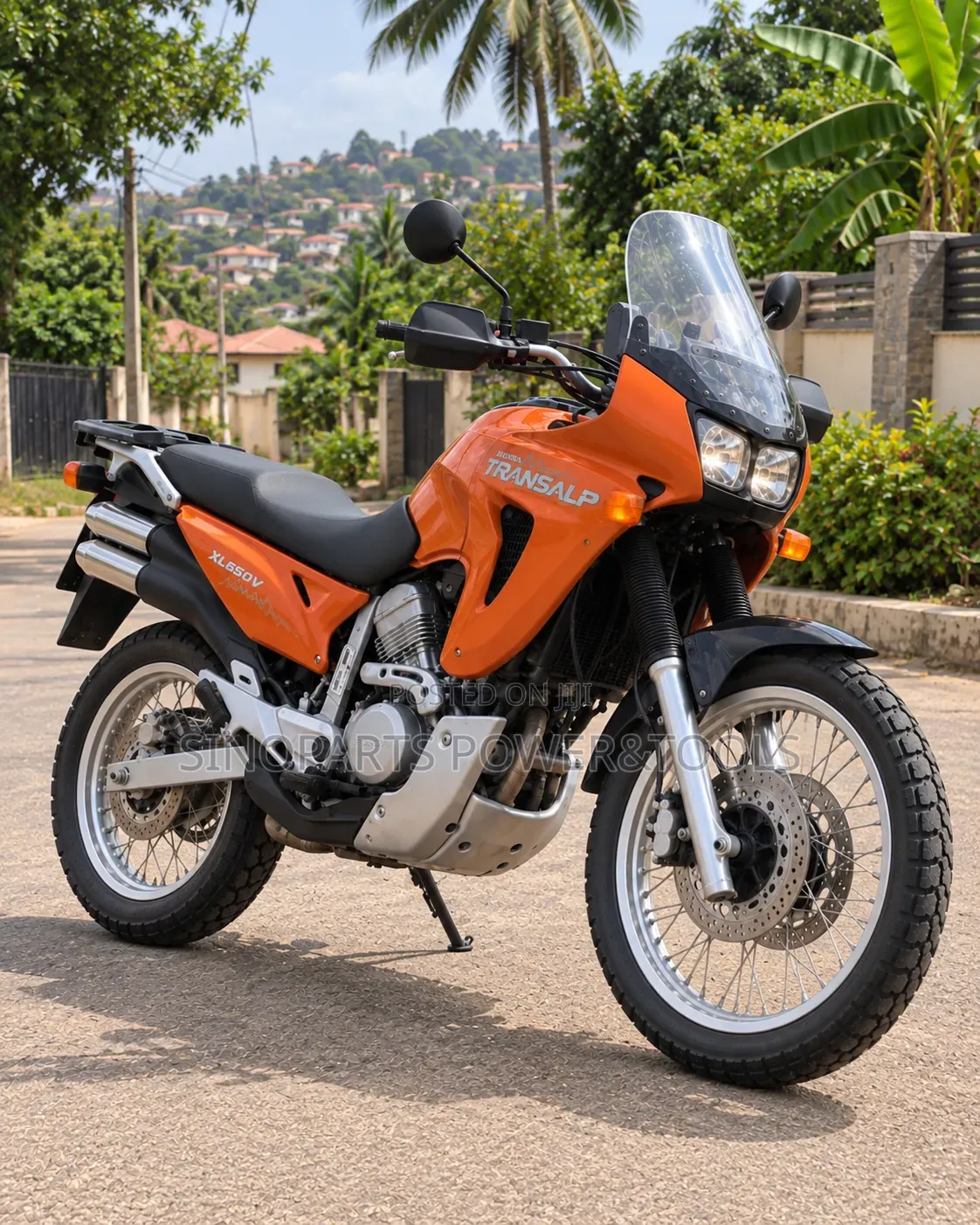 Honda Transalp XL600V 2019 Orange
