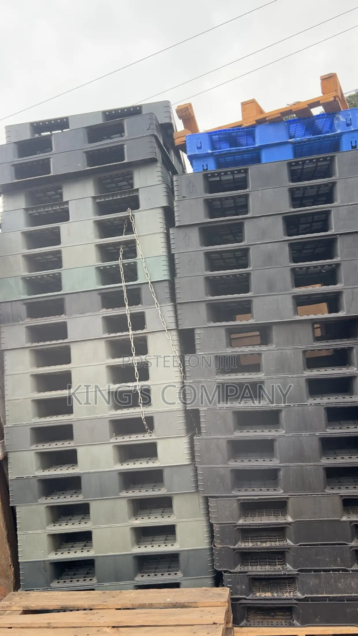King’s Plastic Durable Pallet