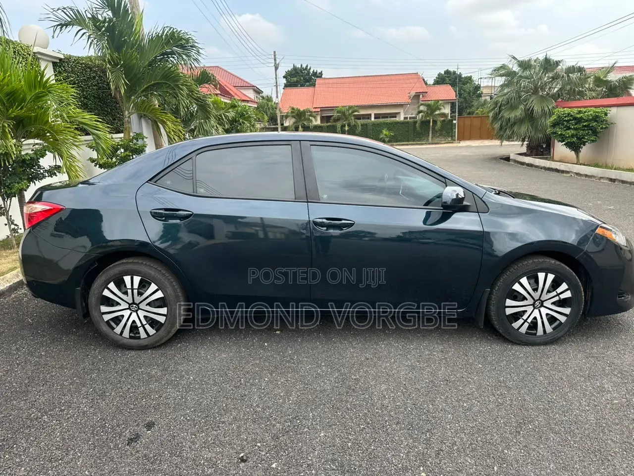 Toyota Corolla 2017 Black