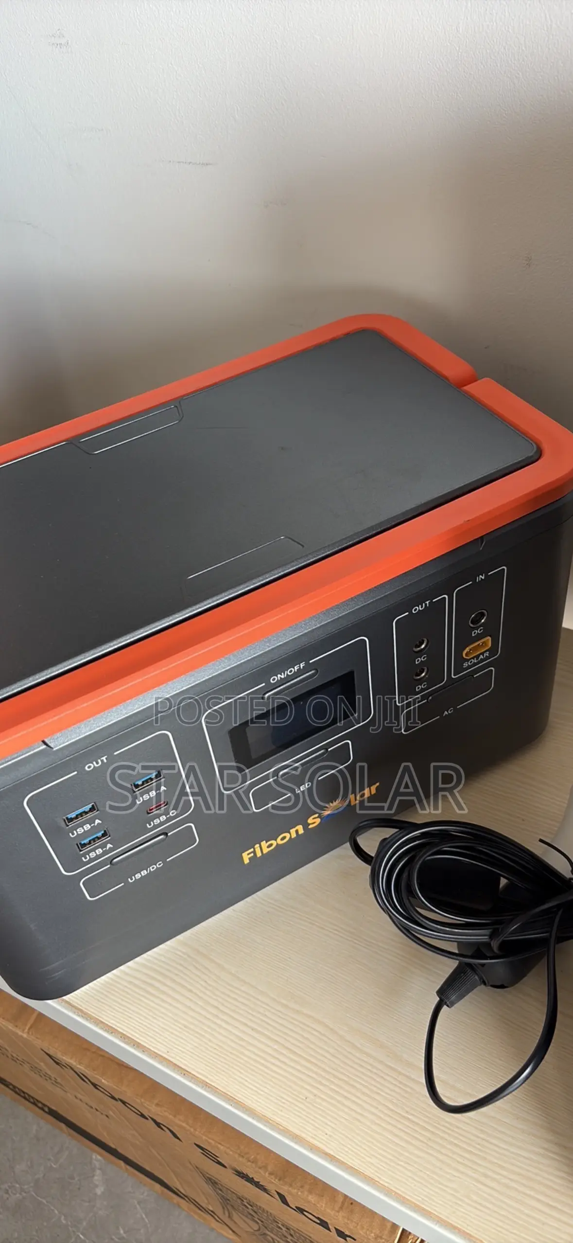 Fibon Solar 1200W Portable Power Station With Solar Panel
