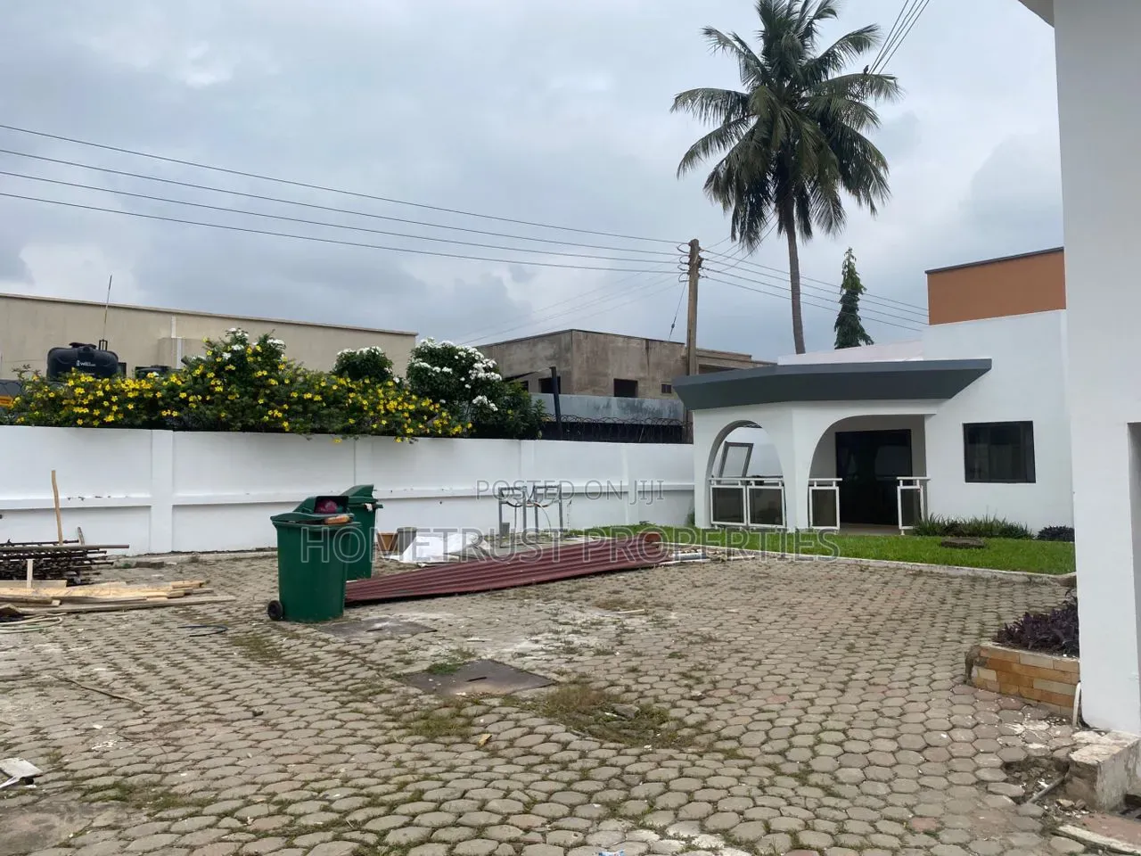 Office Space for Rent at Dzorwulu