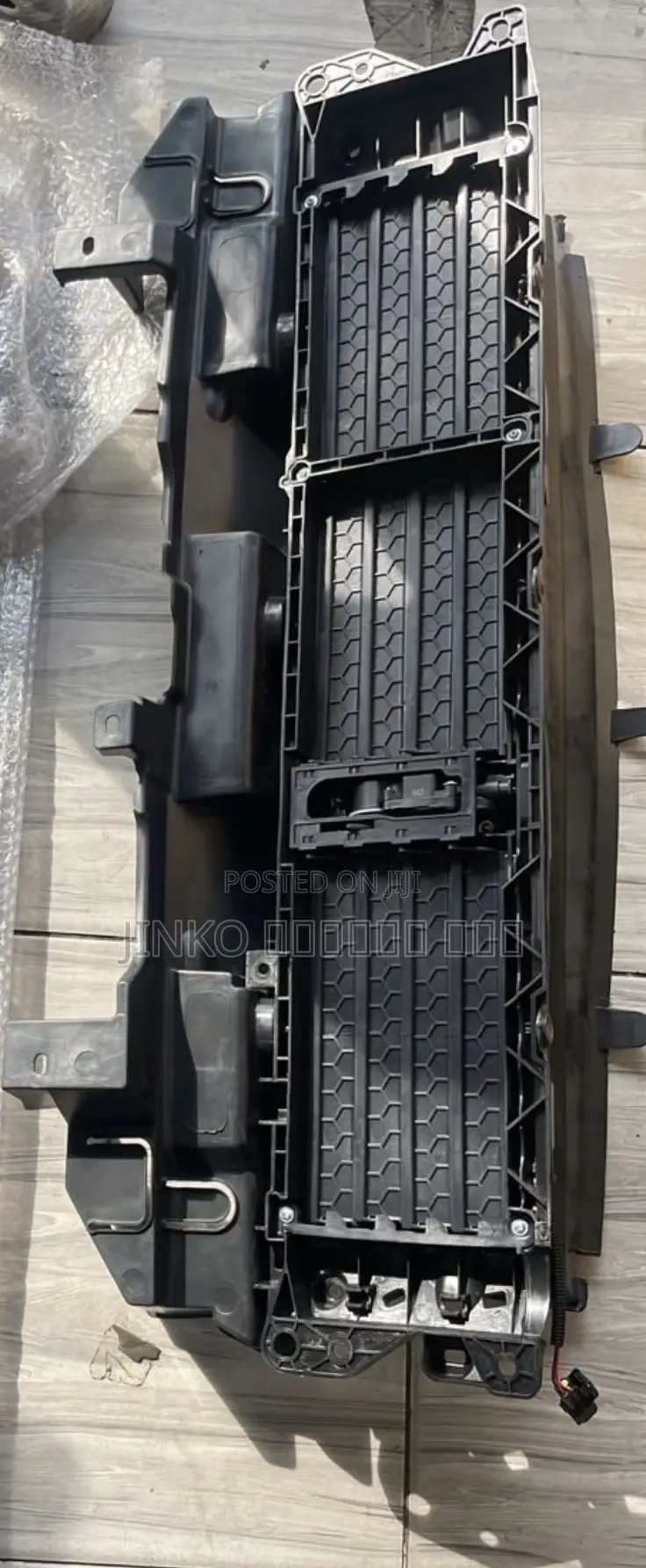 Honda CRV 2017-2021 Shutter Grille(top and Down) With Motors Set