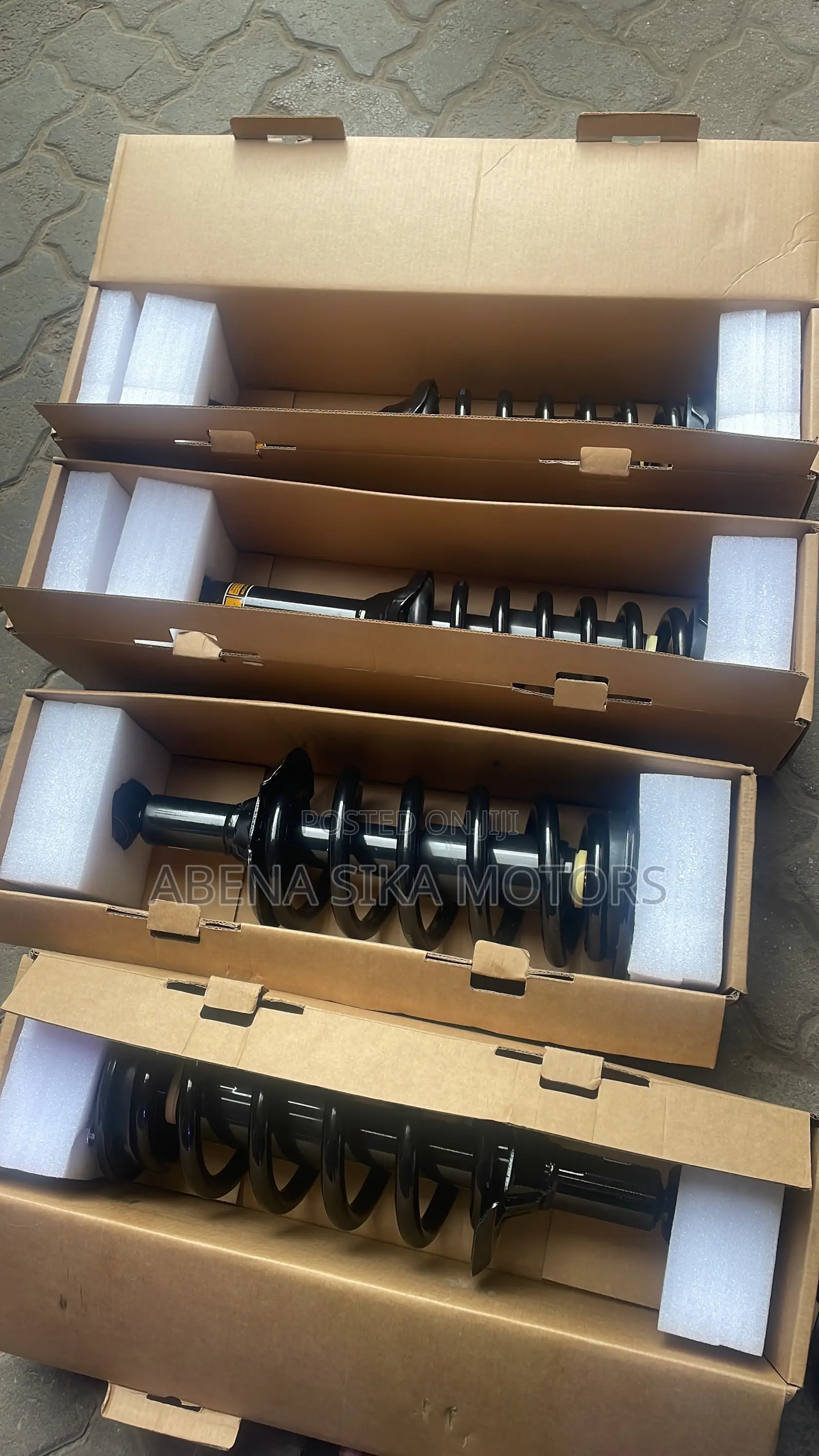 Ranger Rover Sports Front Shocks With Spring Brand New