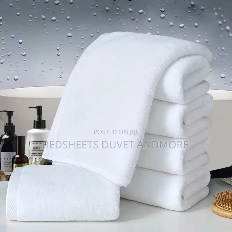 Luxurious White Bath Towels