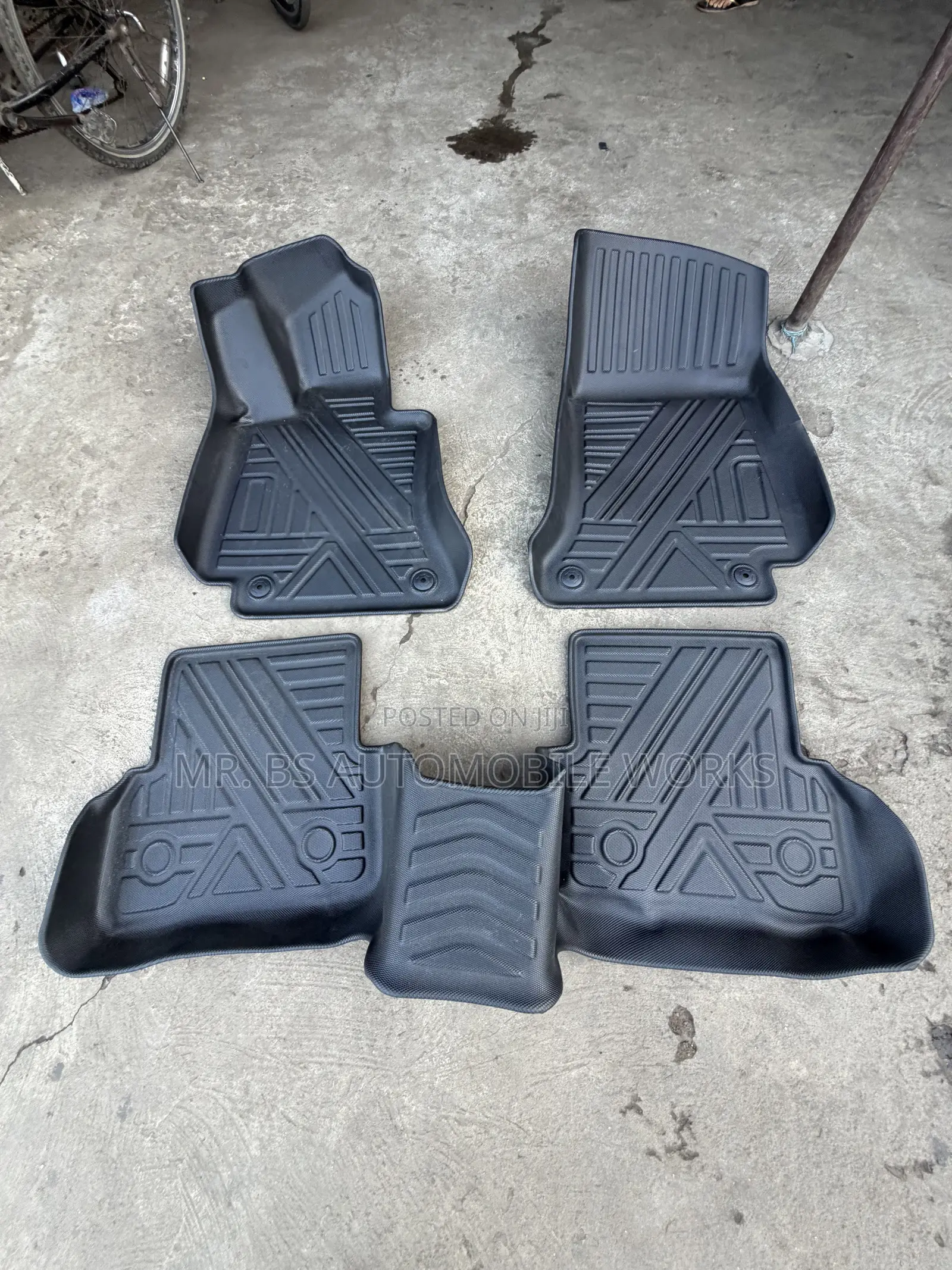 Mercedes Benz S-Class Floor Mat (Carpet)