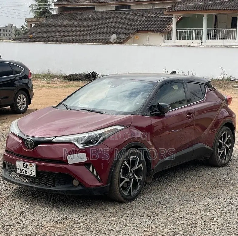 Toyota C-HR 2019 Red