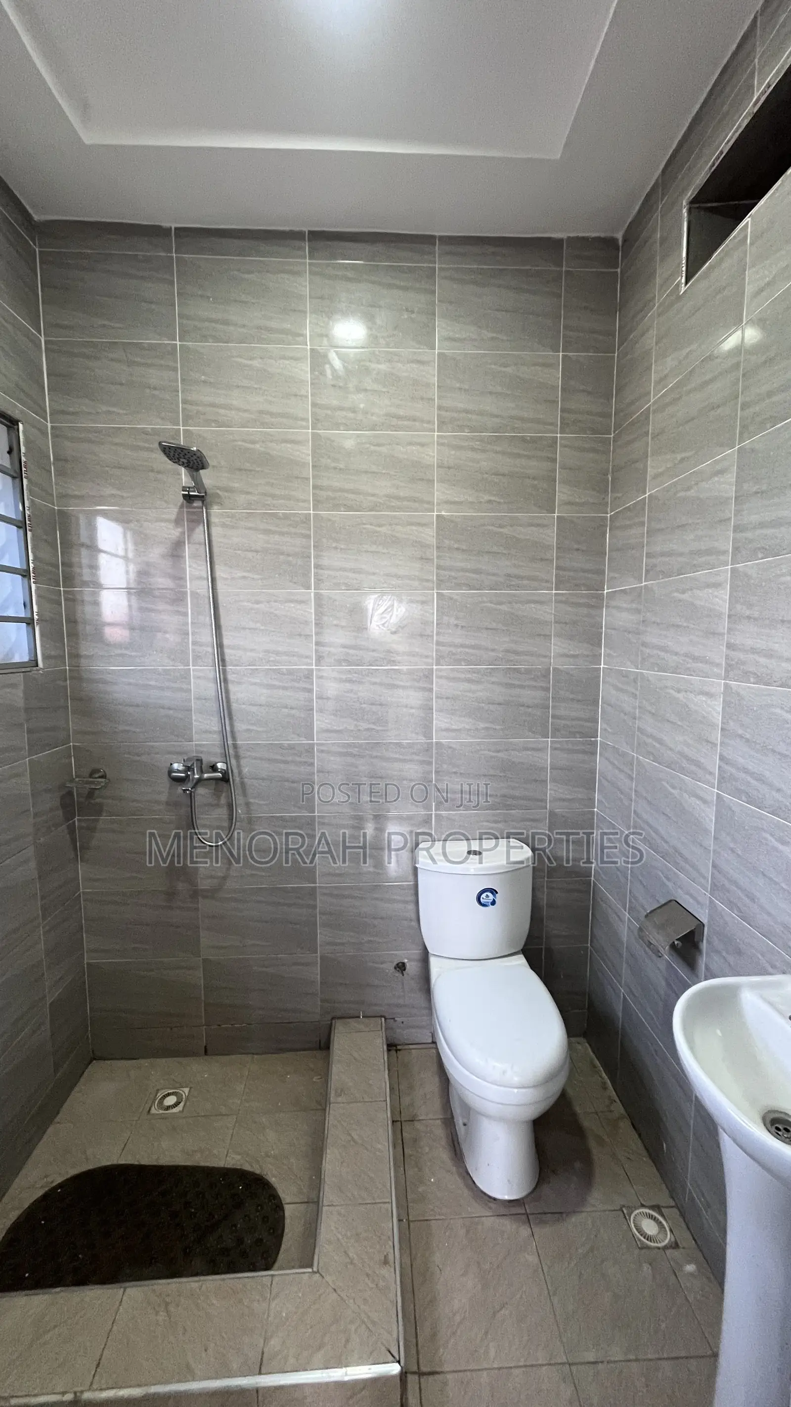 2bdrm Apartment in Oyarifa Ankonam, Owusu Ansah for rent