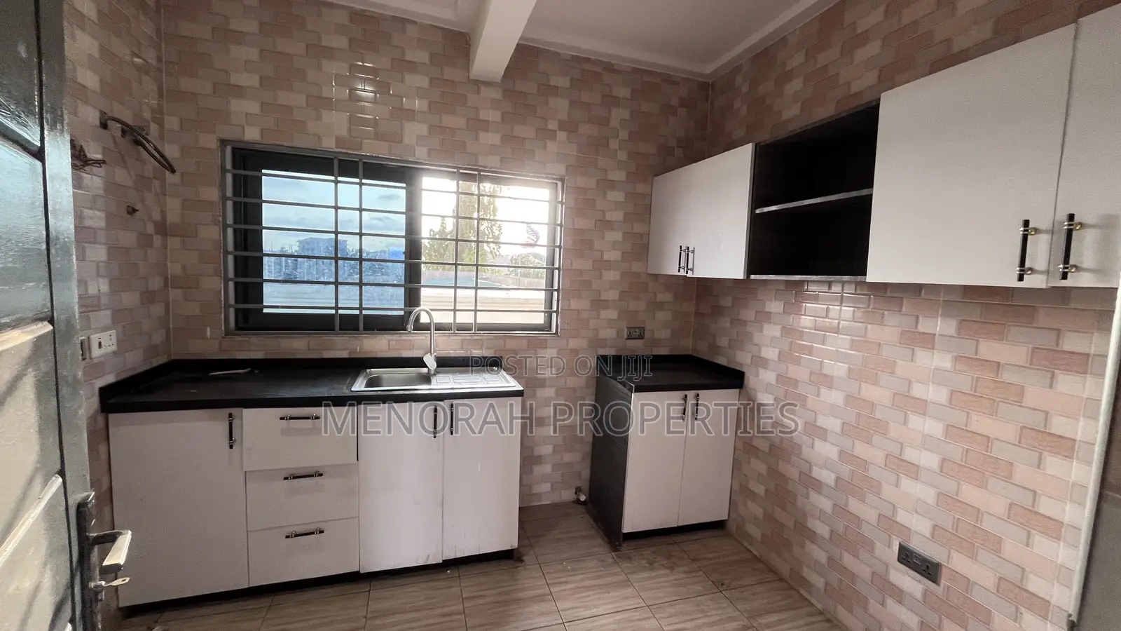 2bdrm Apartment in Oyarifa Ankonam, Owusu Ansah for rent