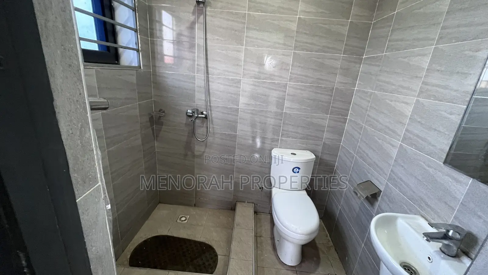 2bdrm Apartment in Oyarifa Ankonam, Owusu Ansah for rent