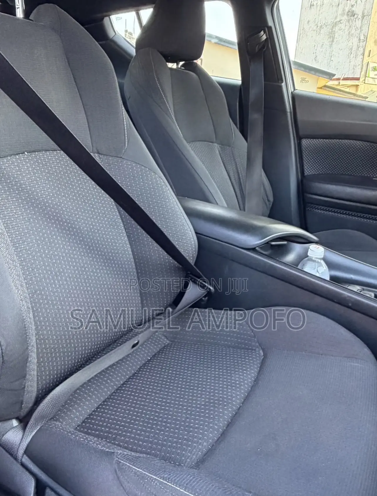 Toyota C-HR 2018 Blue