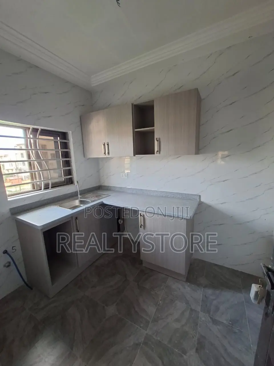 3bdrm Apartment in Realtor Store, Accra Metropolitan for rent