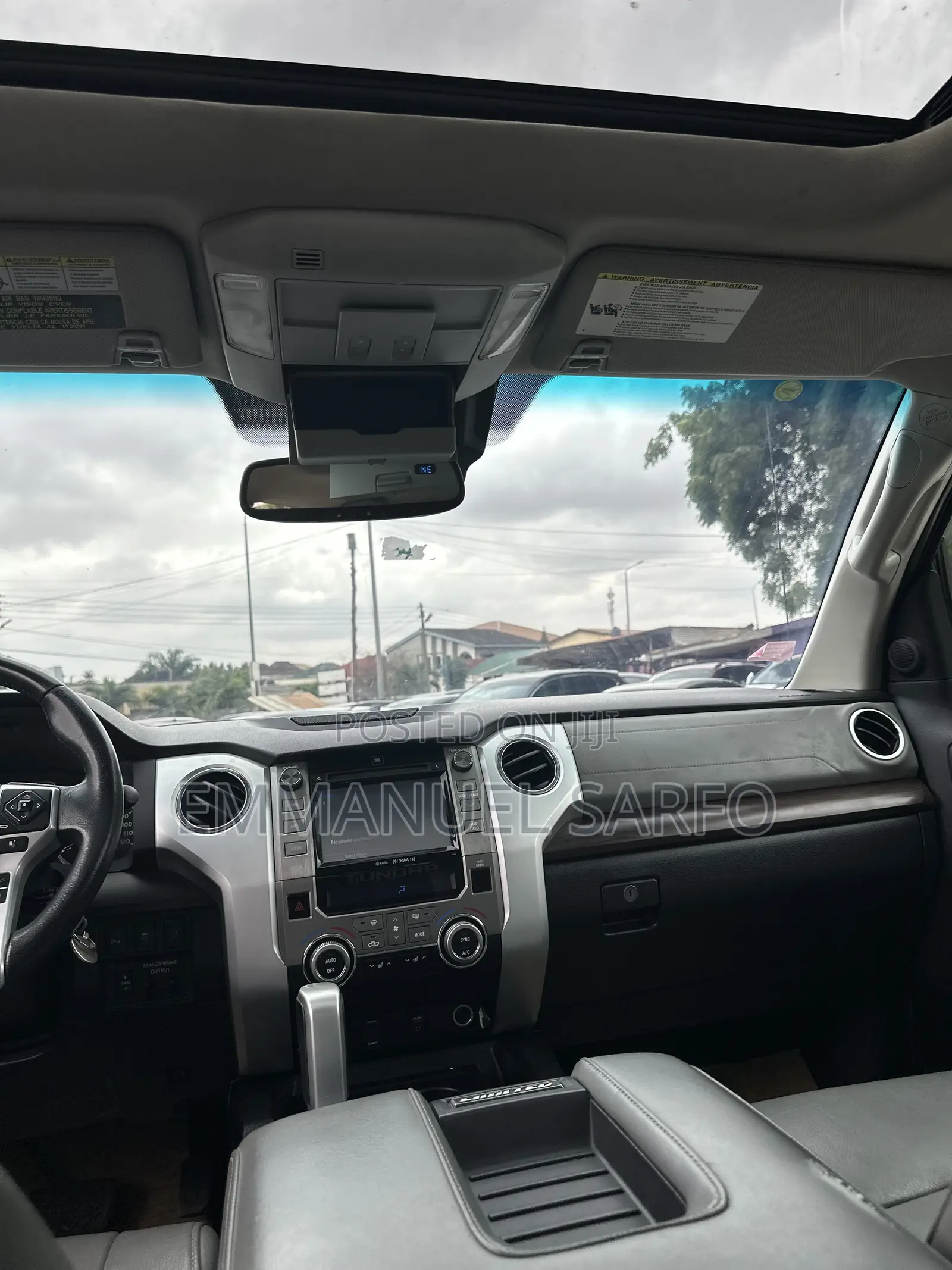 Toyota Tundra Limited 5.7L V8 4x2 Double Cab 6.6 ft. box 145.7 in. WB