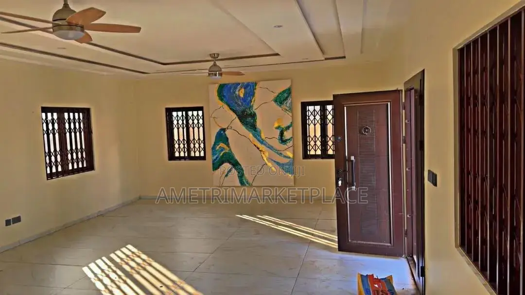 4bdrm House in Community 25 for sale